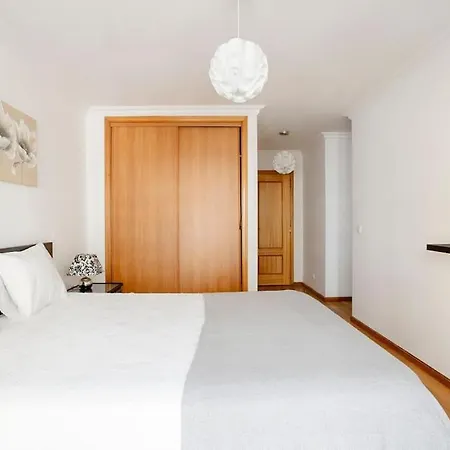 Em Lisboa, Perto De Sintra * Fontainhas (Lisbon)