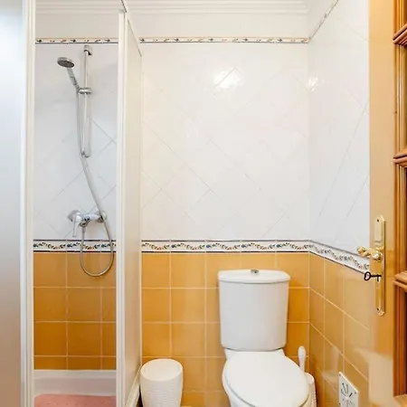 Em Lisboa, Perto De Sintra Lägenhet