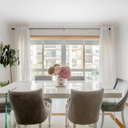 Em Lisboa, Perto De Sintra *