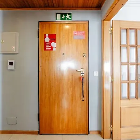Em Lisboa, Perto De Sintra Apartment Fontainhas (Lisbon)